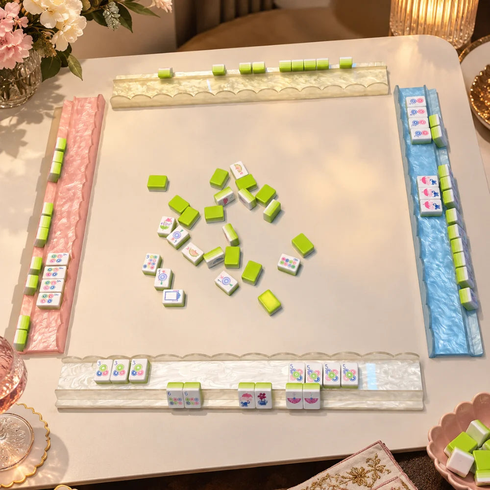 Pearl Ripple Scalloped Acrylic Mahjong Racks – Set of 4